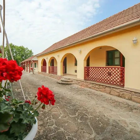Fuzfa Vendeghaz Gasthuis Bogács