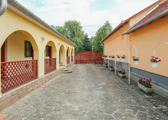 Fuzfa Vendeghaz Vendégház Bogács